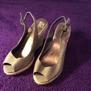 Unbranded shimmery glittery tan peep toe wedges